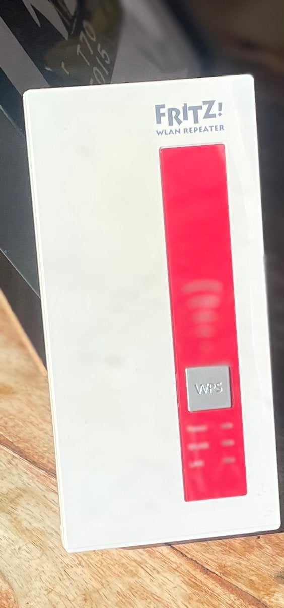 FRITZ!WLAN Repeater 1750E - Wifi Versterker, Ophalen of Verzenden, Zo goed als nieuw, Router