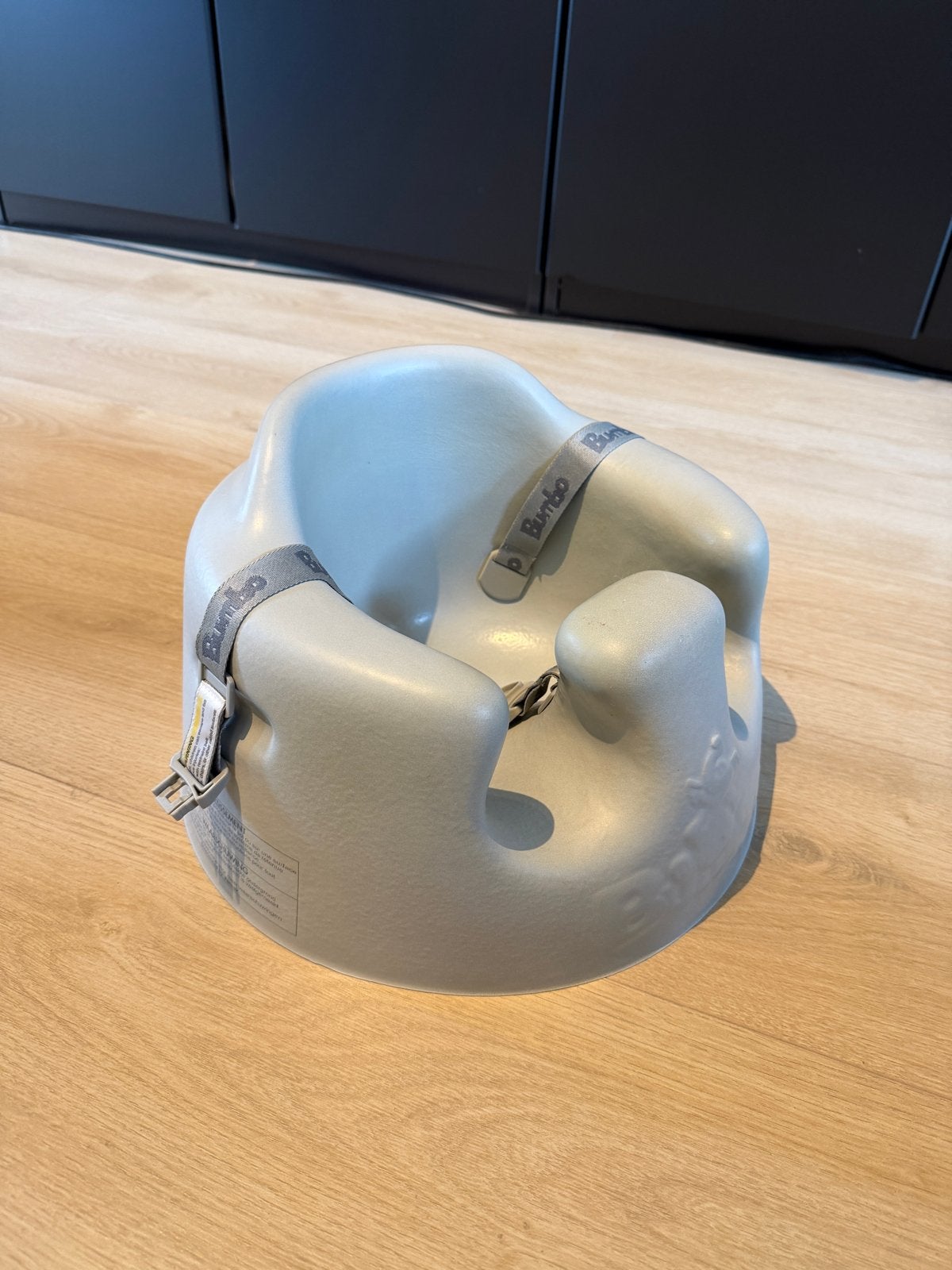 Bumbo Floor Seat – Comfortabel en veilig zitje voor baby's, Ophalen, Gebruikt, Overige typen, Gordel(s)