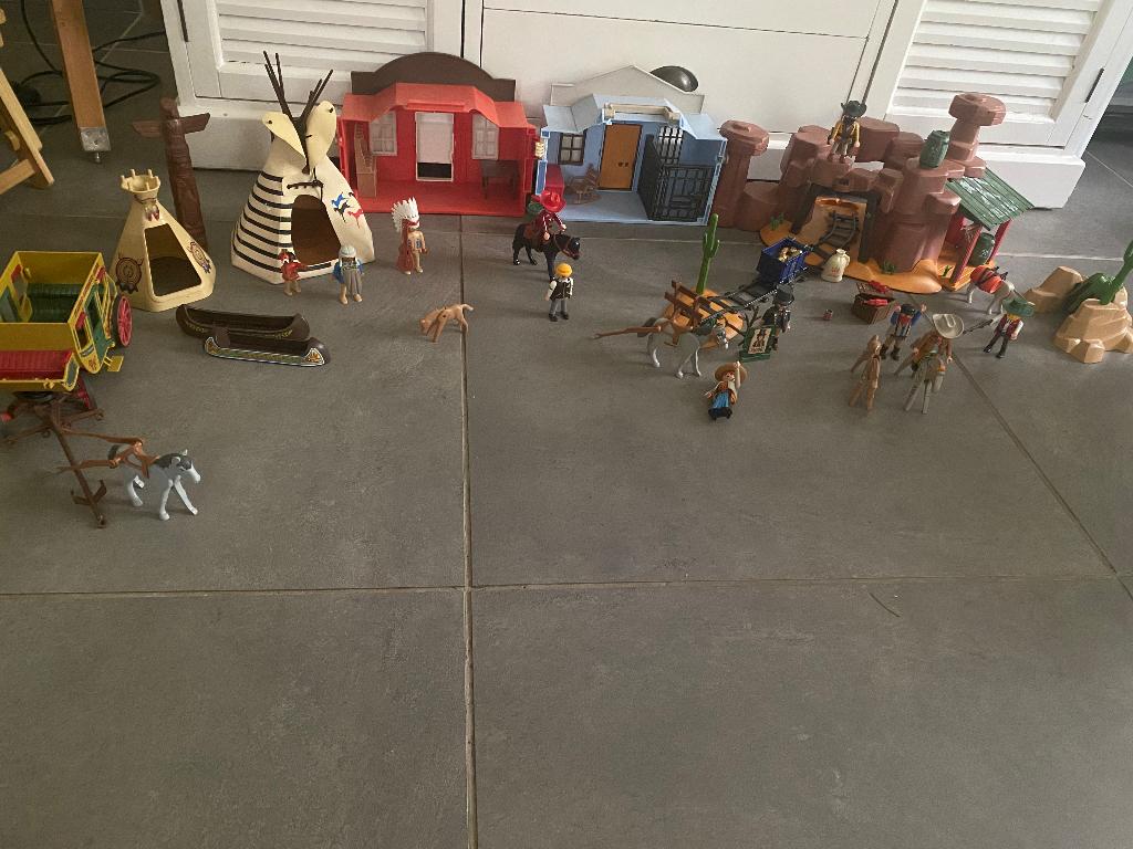Playmobil  cowboys en indianen, Ophalen, Zo goed als nieuw, Complete set
