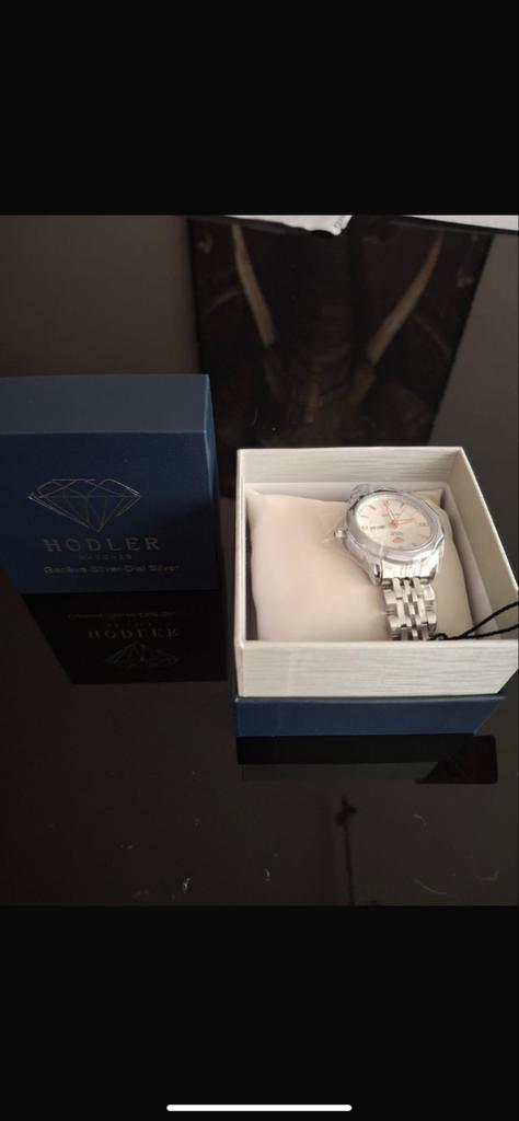 Hodler Horloge - Nieuwstaat, Luxe Design, Ophalen of Verzenden, Nieuw