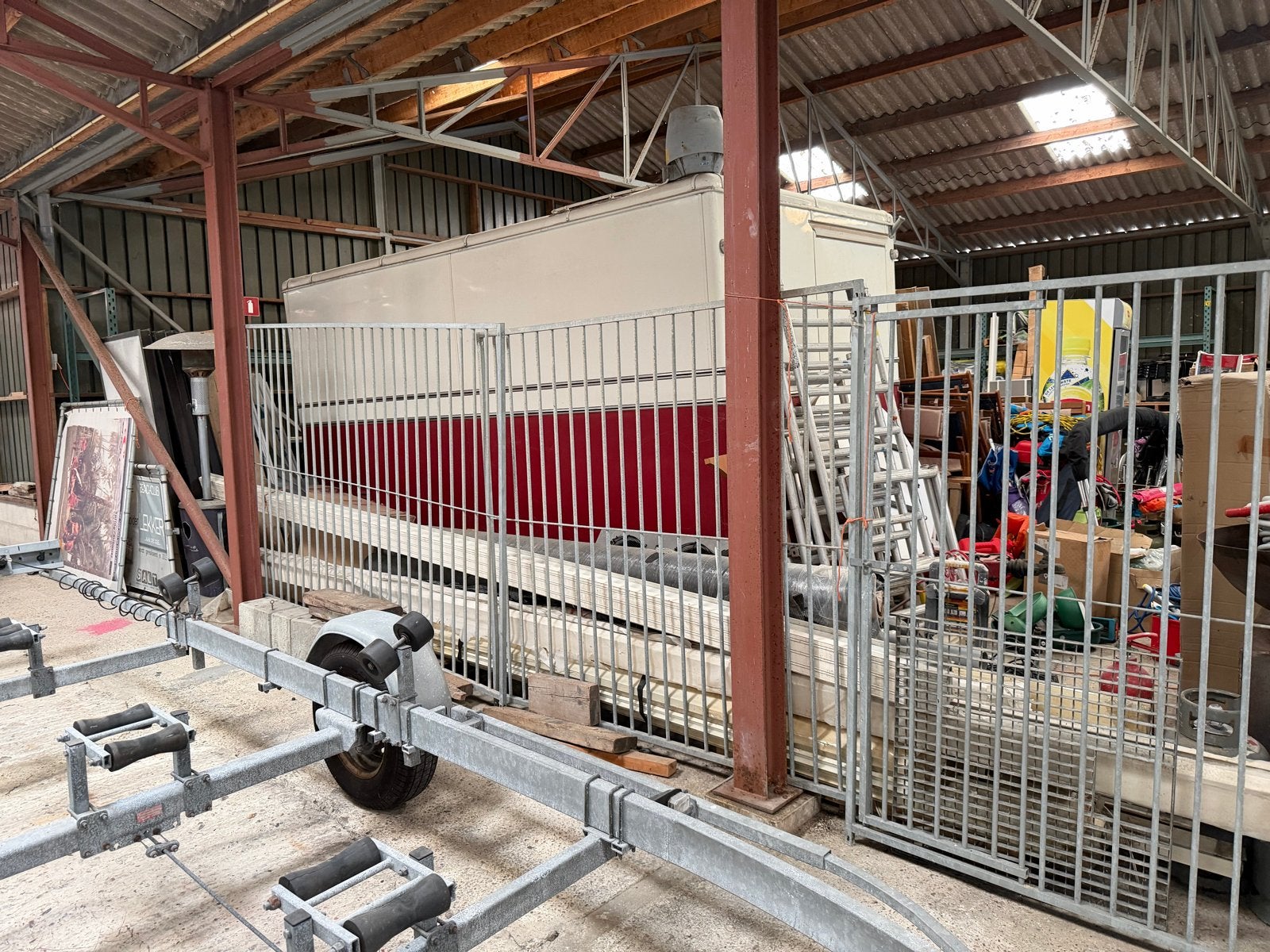 Gehalvaniseerde hondenkennel met geisoleerd hondenhok, Dieren en Toebehoren, Hondenhokken, Ophalen of Verzenden
