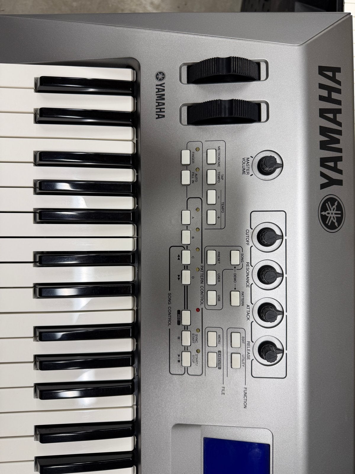 Yamaha MM6 Synthesizer Workstation - Zo goed als nieuw, Muziek en Instrumenten, Keyboards, 61 toetsen, Yamaha, Ophalen of Verzenden