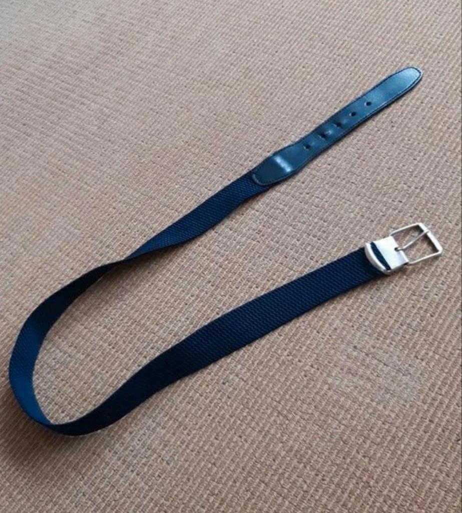Marineblauwe elastische riem 90cm, Kleding | Dames, Riemen en Ceinturen, Ophalen of Verzenden, Zo goed als nieuw, 80 tot 90 cm