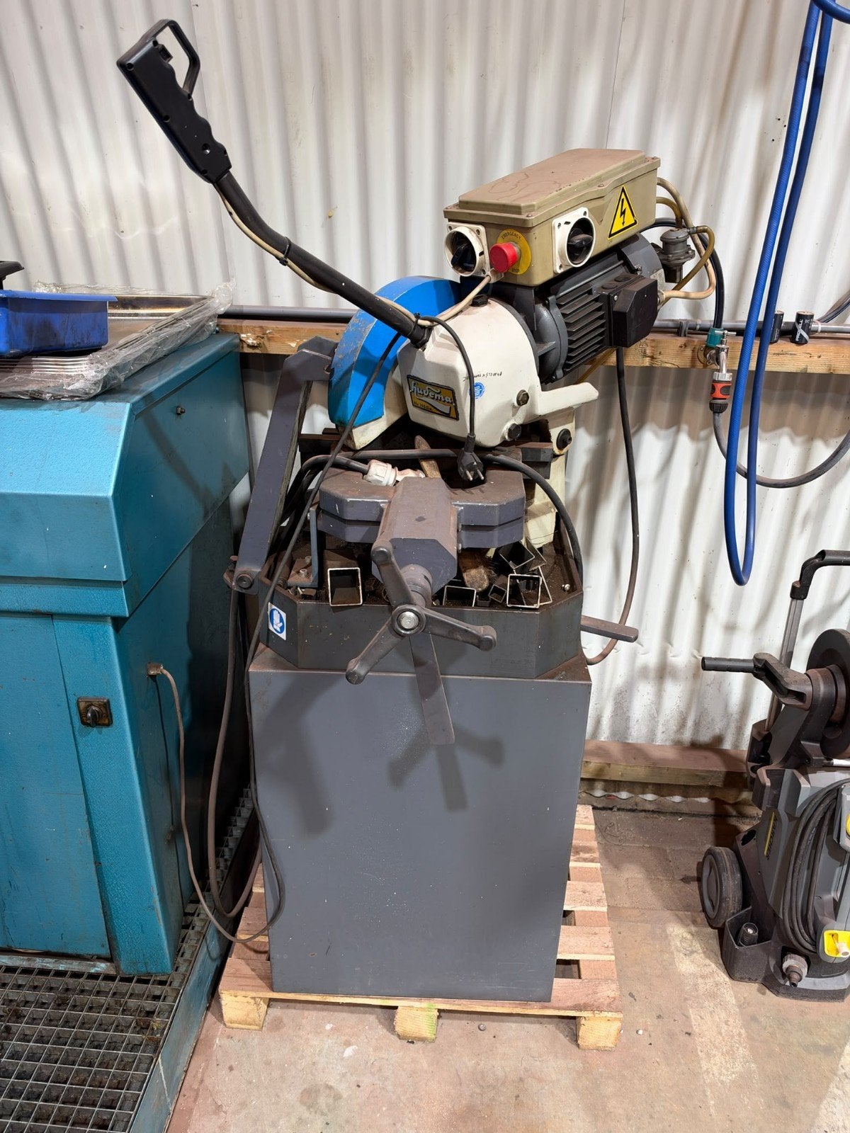 Huvema  HU 315 afkortzaag 2008, Ophalen, 1200 watt of meer, Afkortzaag, 70 mm of meer