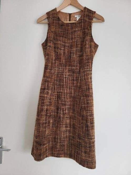 Prachtige jurk van VERTIGO Paris maat XS, Vertigo Paris, Bruin, Ophalen of Verzenden, Zo goed als nieuw