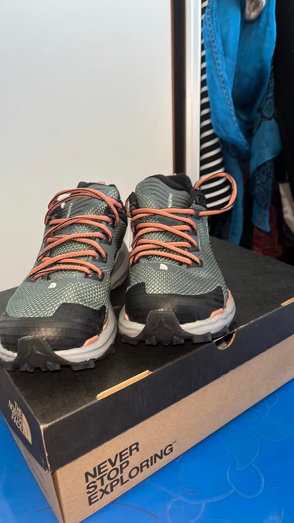 The North face schoenen maat 36, Zwart, Nieuw, Ophalen of Verzenden, Wandelschoenen of Bergschoenen