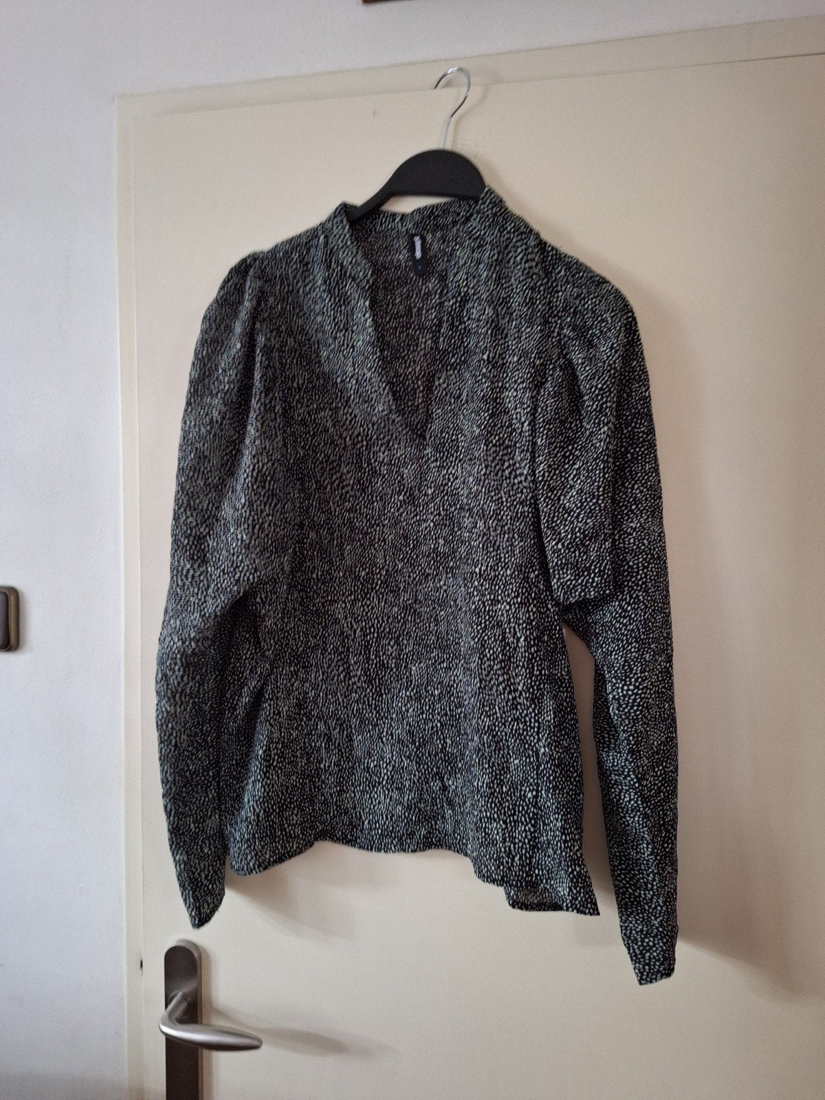 dames bloes Eksept maat L, Ophalen of Verzenden, Maat 38/40 (M), Zwart