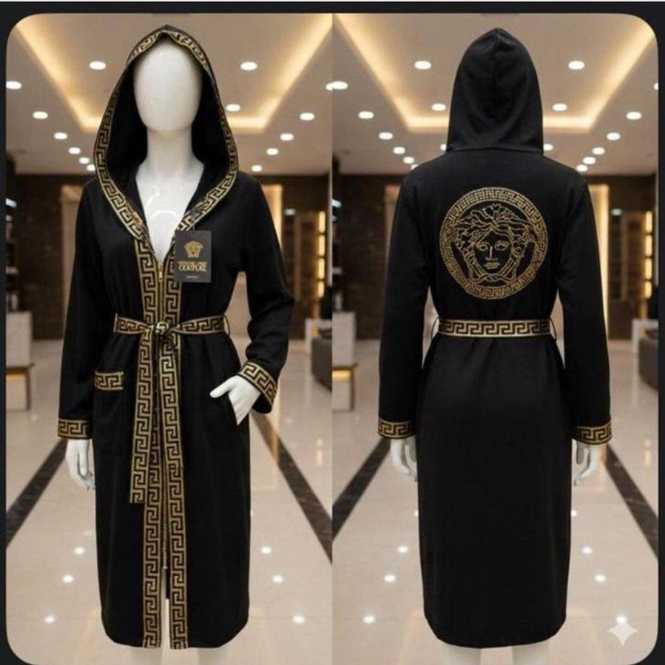 Exclusieve Gianni Versace jas – Zwart & Goud – Maat M & L, Ophalen, Nieuw