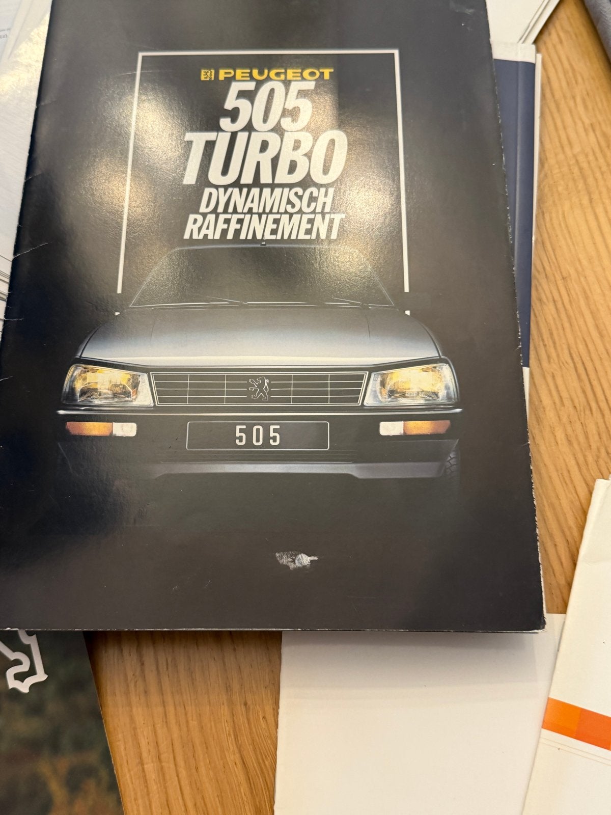 Peugeot 205 GTI, 505 Turbo, RC folders, Ophalen of Verzenden, Gelezen, Peugeot