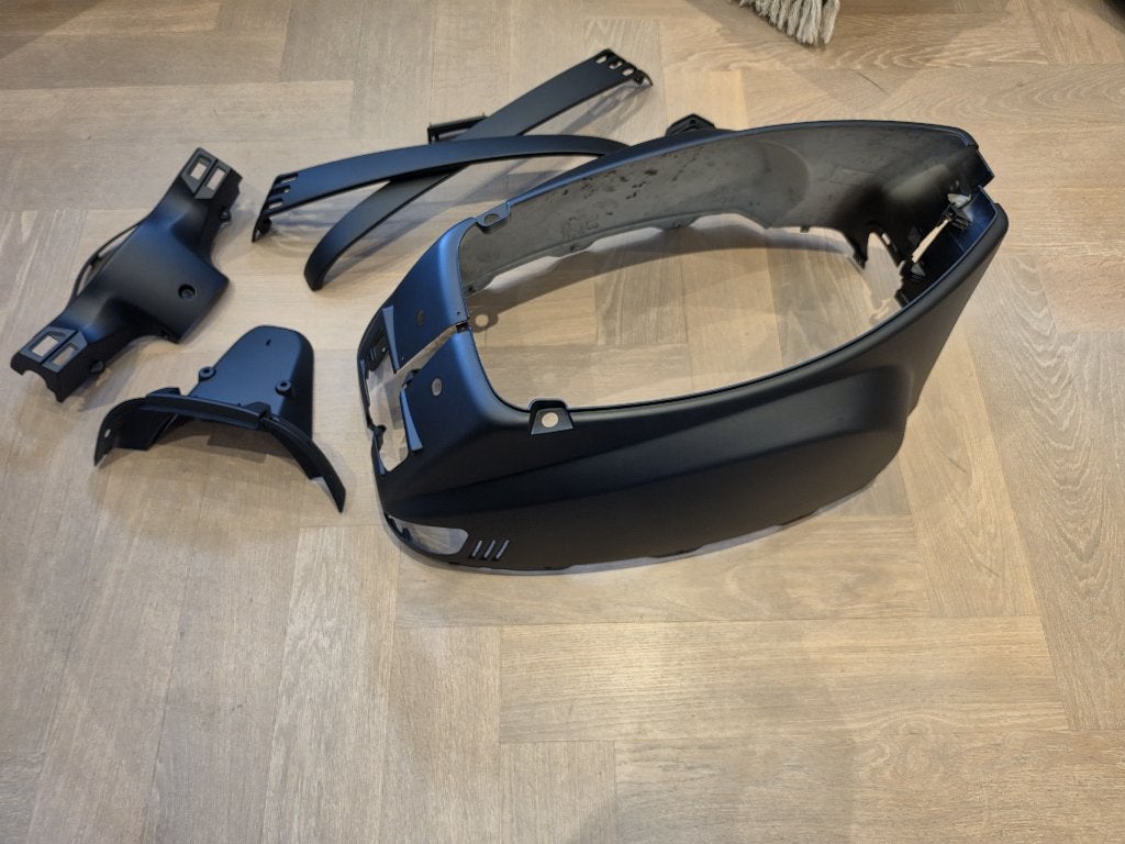 Nieuwe kapdelen AGM VX50, BTC Riva, etc. mat zwart, Ophalen, Nieuw, Overige typen, Overige merken