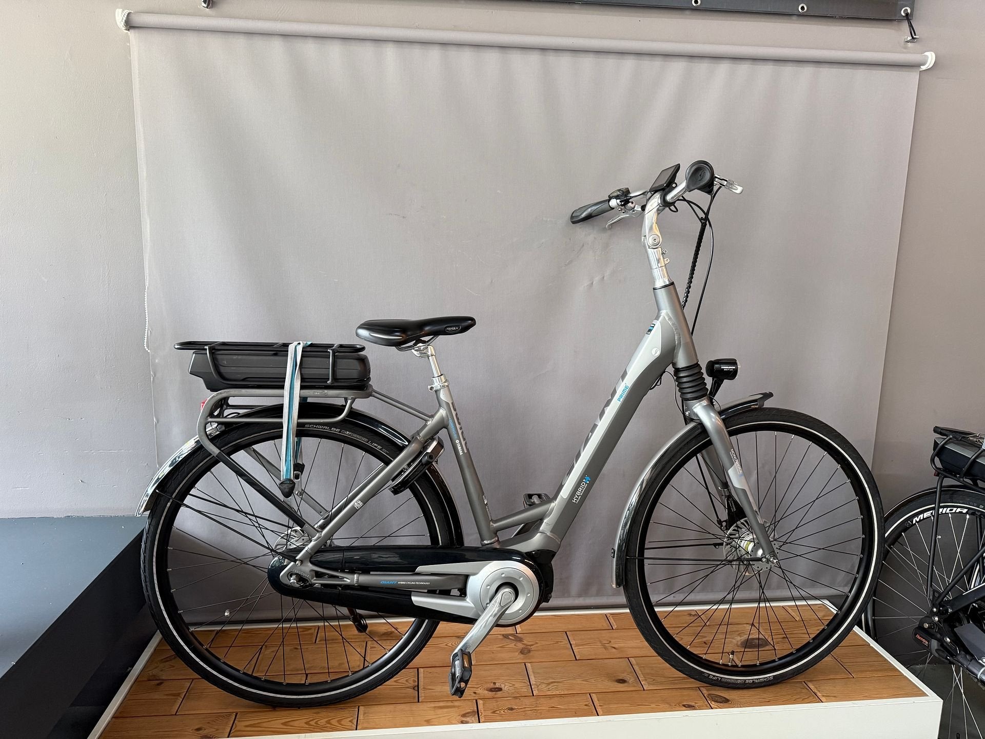 Elektrische fiets GIANT PRIME MIDDENMOTOR, -, -, Zo goed als nieuw, 47 tot 51 cm