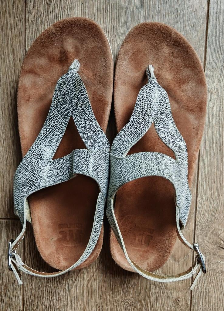 Gespikkelde Maruti sandaaltjes, maat 38, Zo goed als nieuw, Maruti, Sandalen of Muiltjes, Ophalen of Verzenden