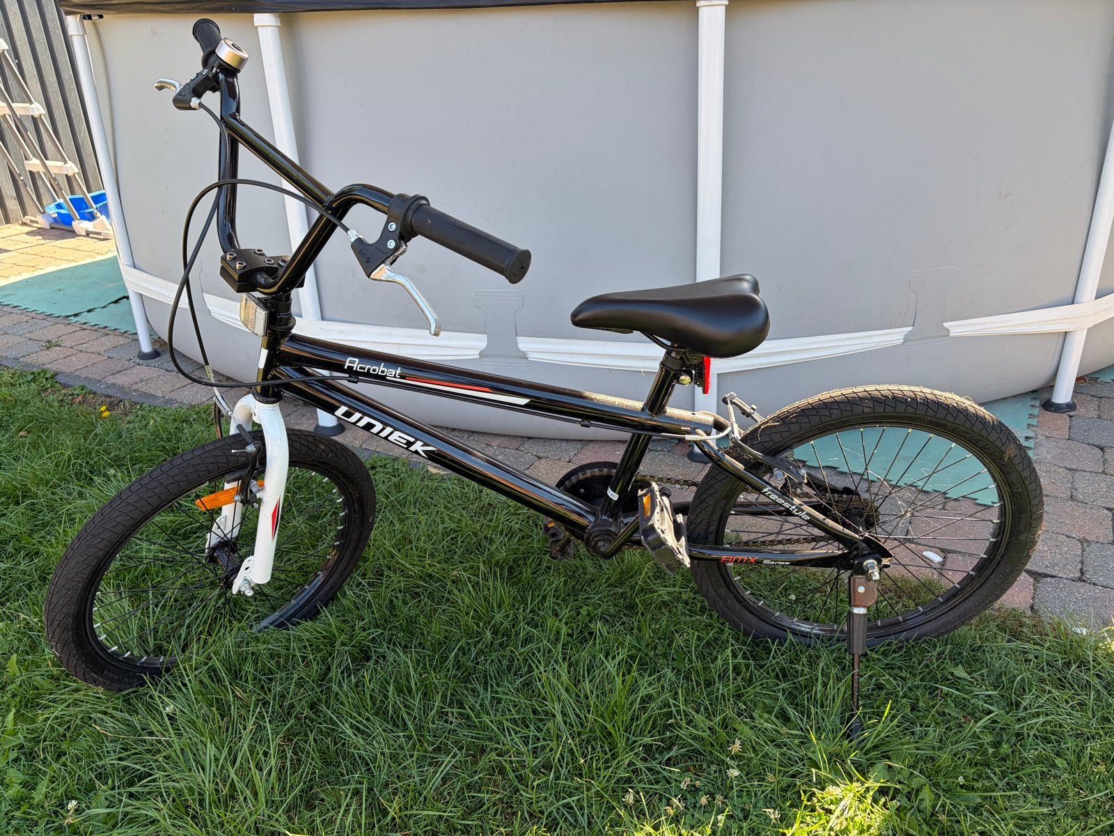 Uniek Acrobat BMX Fiets - Zwart, 20 inch, Fietsen en Brommers, Staal, Velgrem, Ophalen of Verzenden, Voetsteunen