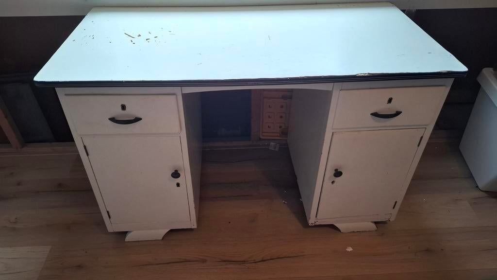 Vintage bureau met verrassing, Huis en Inrichting, Ophalen, Gebruikt, Hout, Vintage