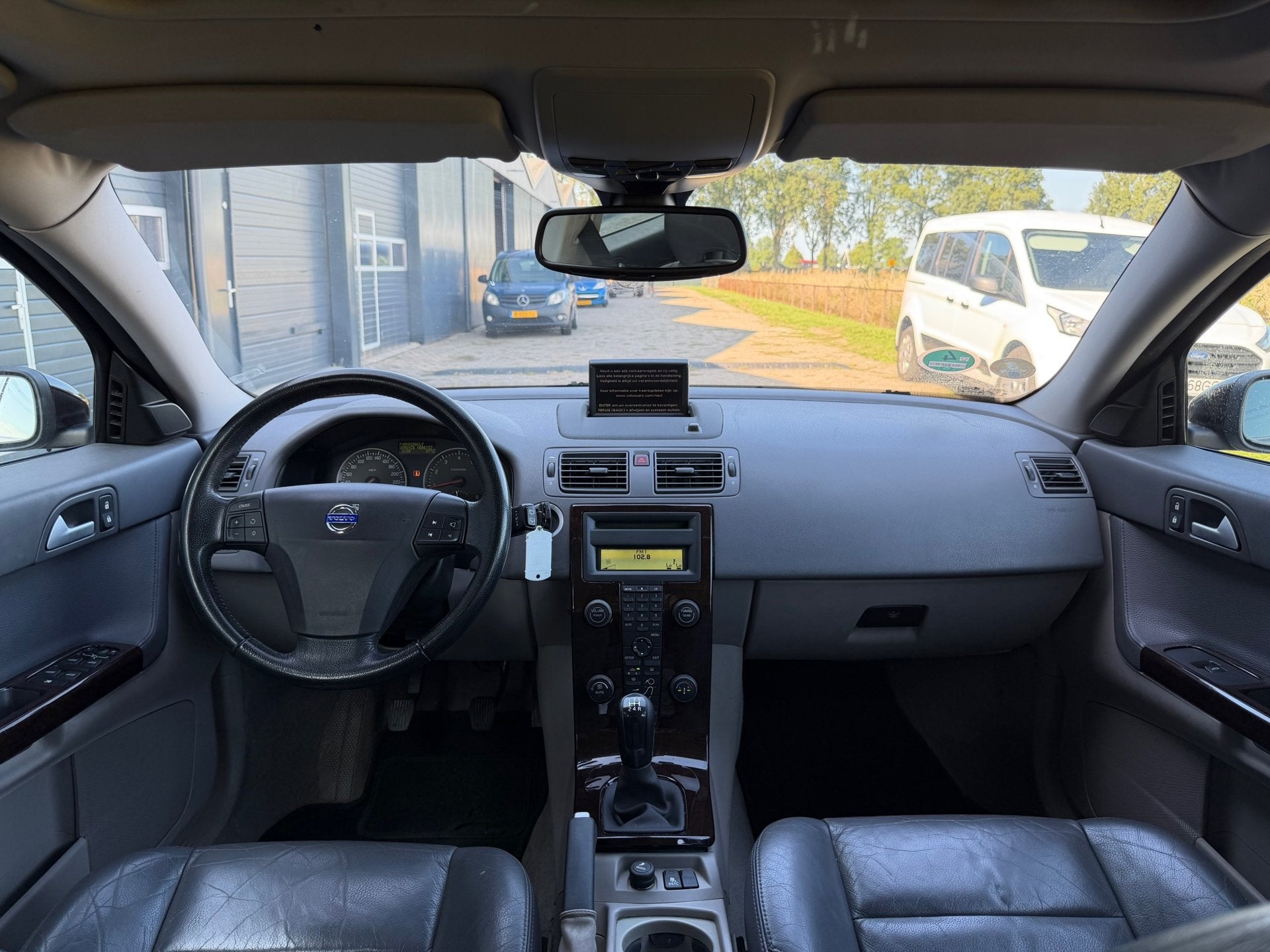 Volvo V50 1.8 Momentum, Auto's, Volvo, Voorwielaandrijving, 125 pk, Electronic Stability Program (ESP), 4 cilinders