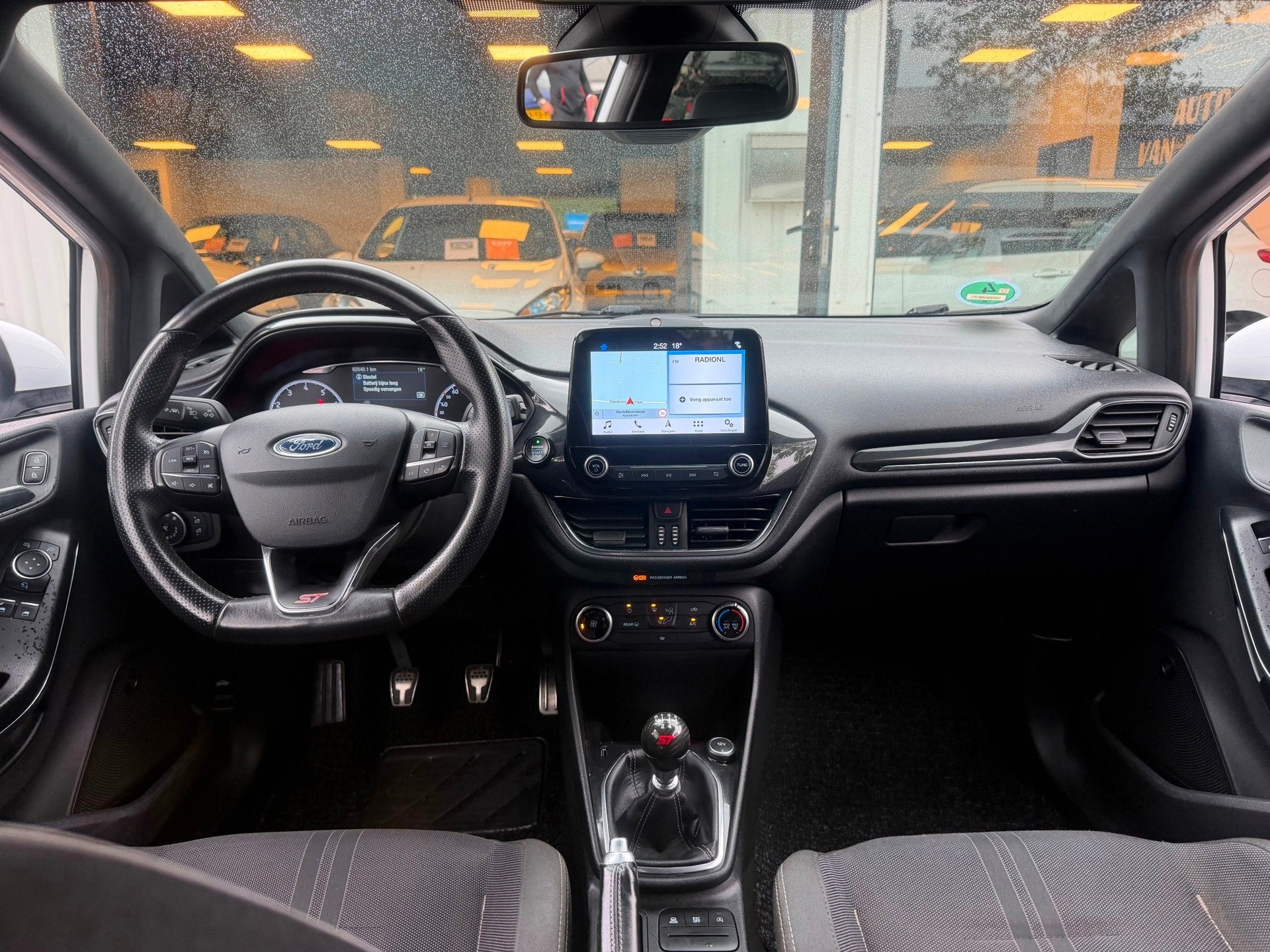 Ford FIESTA 1.5 EcoBoost ST-3|Camera|LED|B&O|Navi|Carplay An, Voorwielaandrijving, Stof, Gebruikt, Wit
