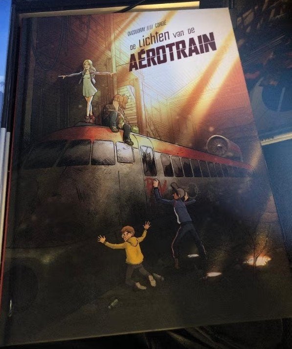 de lichten van de aerotrain hardcover (beschadigd) k5, Boeken, Eén stripboek, Ophalen of Verzenden, Zo goed als nieuw