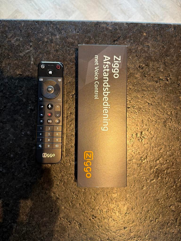 Ziggo Afstandsbediening met Voice Control - Nieuw in doos, Ophalen of Verzenden, Nieuw, Origineel, Mediaspeler