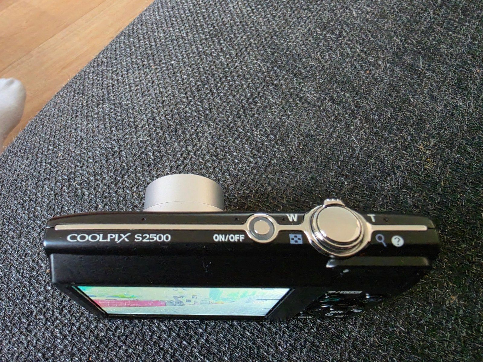 Nikon Coolpix S2500 compactcamera met accu, Gebruikt, Ophalen of Verzenden, Compactcamera, 4 t/m 7 keer