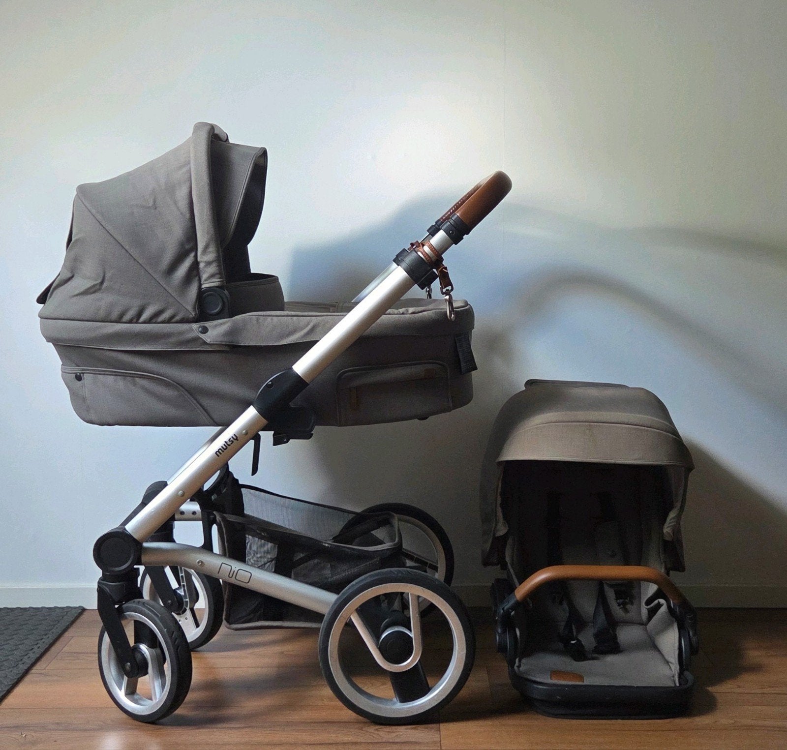Mutsy Nio kinderwagen + buggy (2-in-1), Ophalen, Gebruikt, Combiwagen, Mutsy