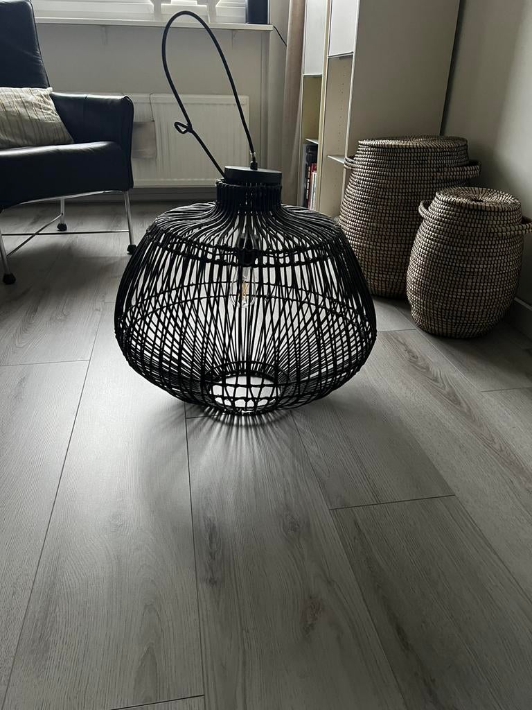 Good en Mojo Madagascar rieten hanglamp, Huis en Inrichting, Lampen | Hanglampen, Ophalen of Verzenden, Zo goed als nieuw, Minder dan 50 cm