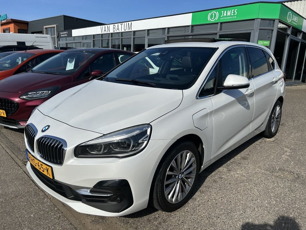 BMW 2 Serie Active Tourer 225xe iPerformance Hybride Panodak, 12 maanden, 125 pk, Gebruikt, Wit