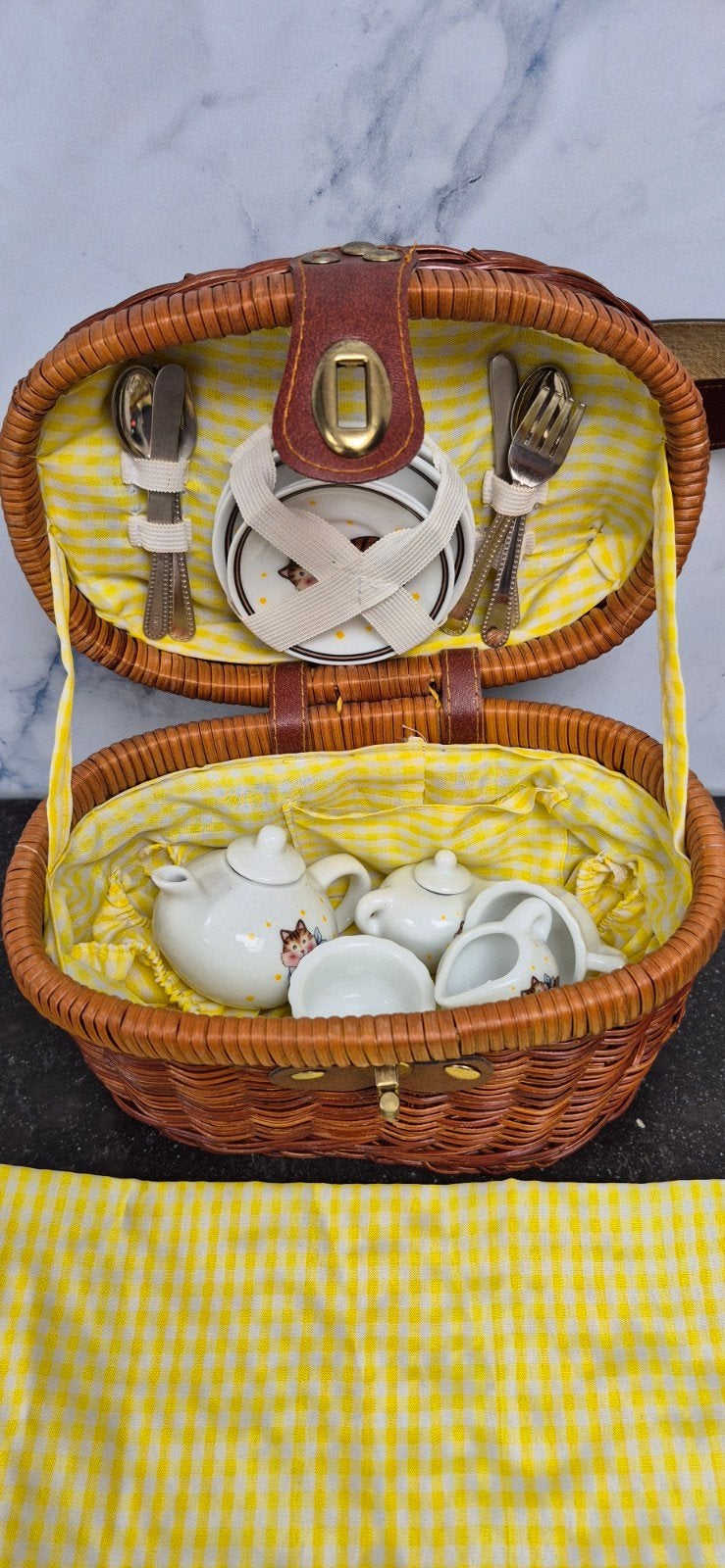 Picknickmandje met theeserviesje - Katten design, Ophalen of Verzenden, Zo goed als nieuw, Hond of Kat, Beeldje of Figuurtje