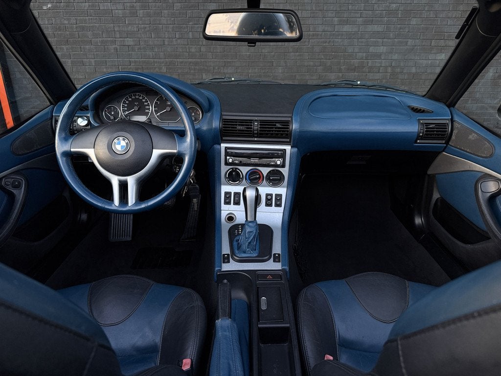 BMW Z3 Roadster 3.0i Aut. Sport Line l NL-geleverd l Individ, Auto's, Oldtimers, Automaat, Cabriolet, Blauw, Bedrijf