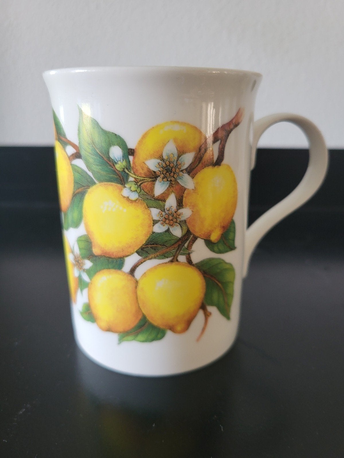 Fine bone China porselein, Verzamelen, Porselein, Kristal en Bestek, Ophalen of Verzenden, Zo goed als nieuw, Porselein, Overige typen