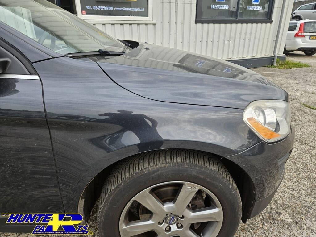 Rechter voorscherm Volvo XC60 ('08-'13), Gebruikt, Ophalen of Verzenden, Volvo