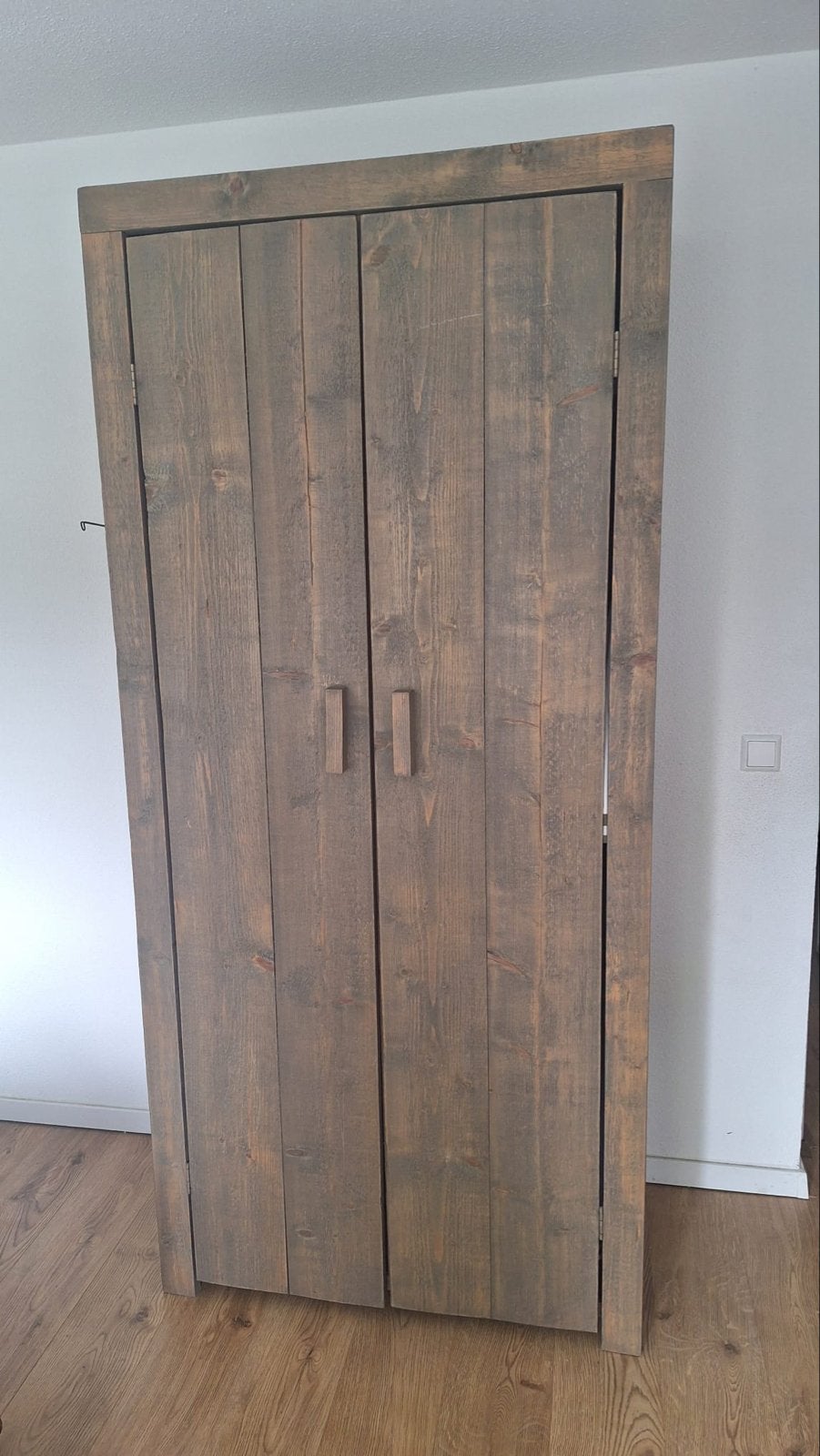 Steigerhouten kledingkast - zelf demonteren, Huis en Inrichting, Kasten | Kledingkasten, Ophalen, Gebruikt, 100 tot 150 cm, 200 cm of meer