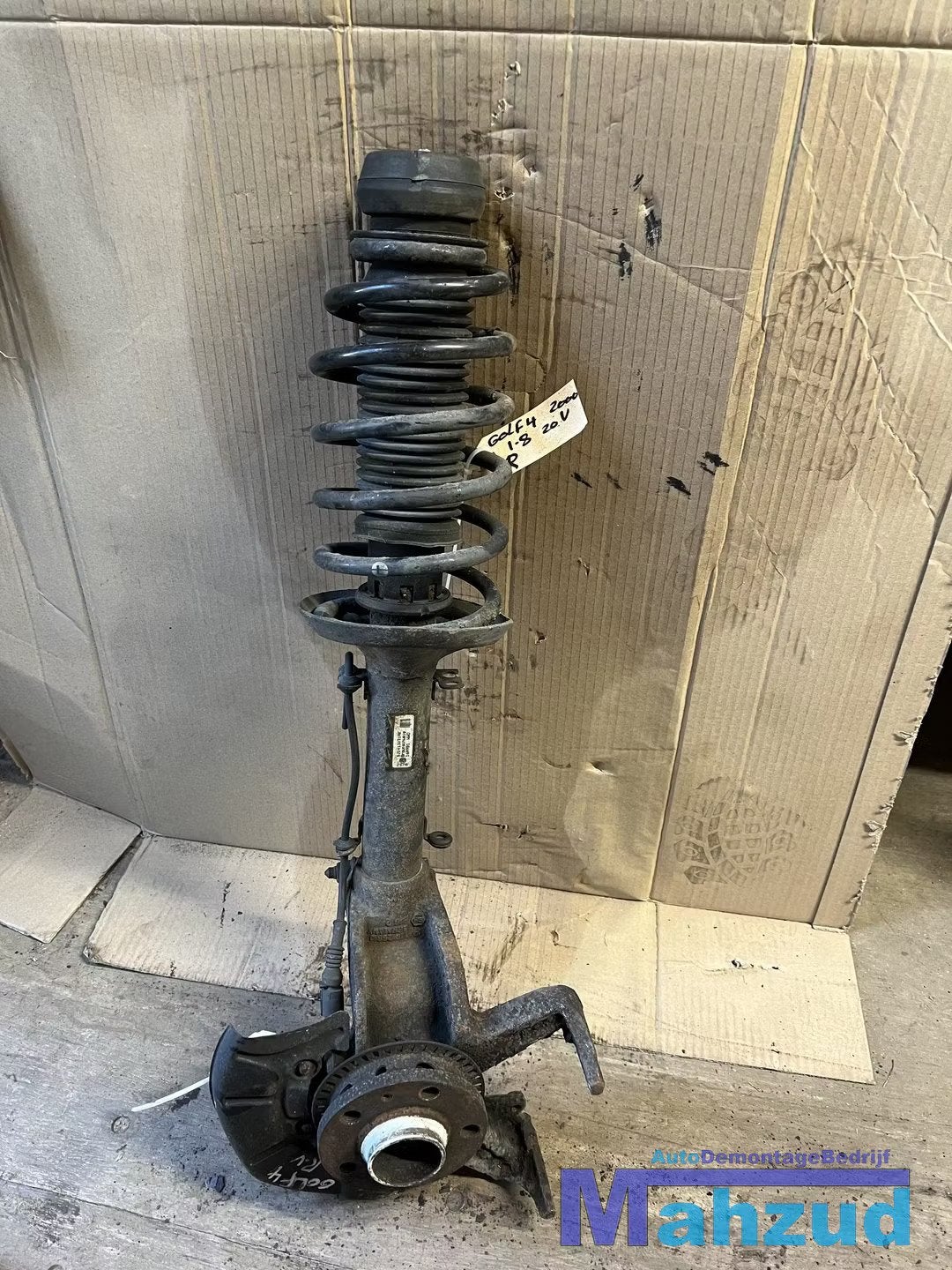 VW GOLF 4 1.8 20V rechts voor veerpoot 1998-2003, Gebruikt, Volkswagen, Volkswagen AG, Berliner Ring 2
38440  Wolfsburg, DE