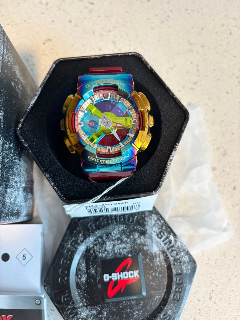 Casio G-Shock GM-110RB-2AER Rainbow Limited Edition, Polshorloge, Nieuw, Kunststof, Ophalen of Verzenden
