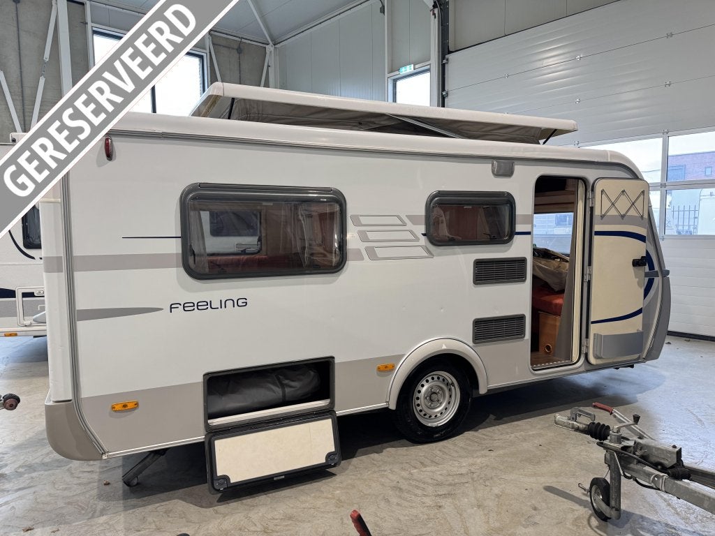 Eriba Feeling 430 / enkele bedden / hefdak / voortent, Rondzit, Bedrijf, Lengtebed, 4 tot 5 meter