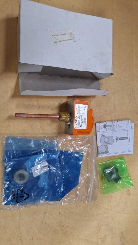 Nieuw IMIT TC2 1750 Thermostaat, Doe-het-zelf en Verbouw, Ophalen of Verzenden, Nieuw