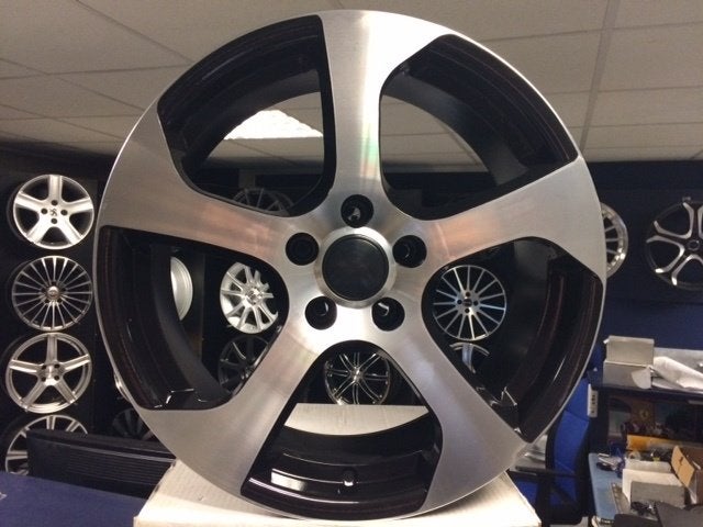 NIEUWE demo velgen set 17 inch 5x112 VW Audi Seat Skoda, Info@alcar.nl, Dotz, Velg(en), Nieuw