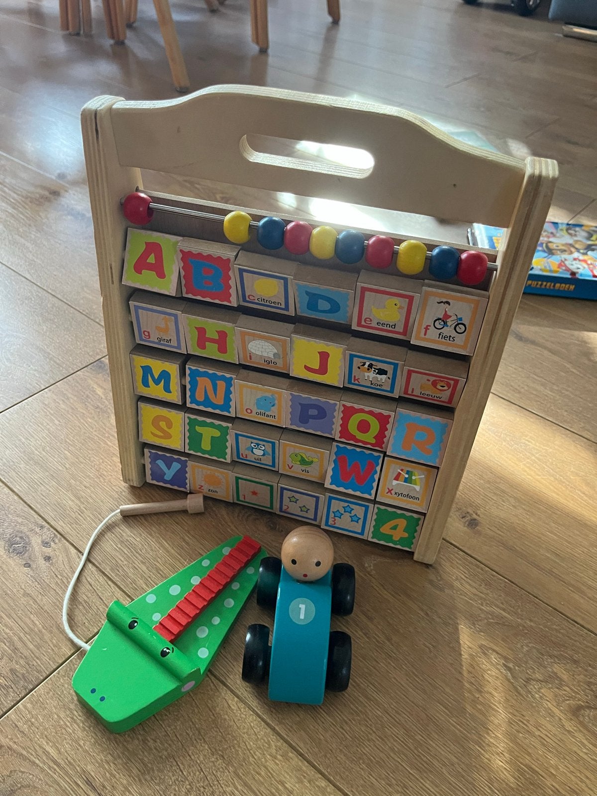 Houten educatief speelgoed: letterblokken, telraam, klok, Kinderen en Baby's, Ophalen of Verzenden, Gebruikt, Overige typen