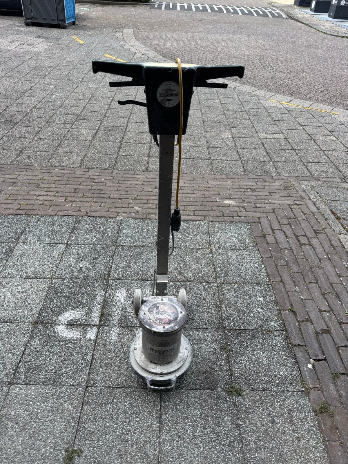 Woodboy schrobmachine met diverse pads en schuurpapier, Ophalen, Gebruikt, Schrobmachine