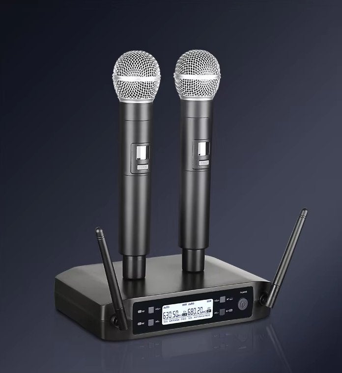 Nieuwe First Class draadloze microfoonset met twee UHF micro, Ophalen of Verzenden, Nieuw, Licht, Geluidgestuurd
