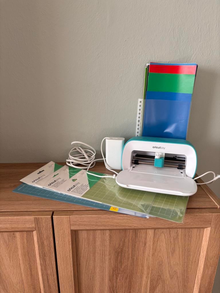 Cricut Joy + extra matten en vinyl, Ophalen, Gebruikt, Gereedschap of Toebehoren