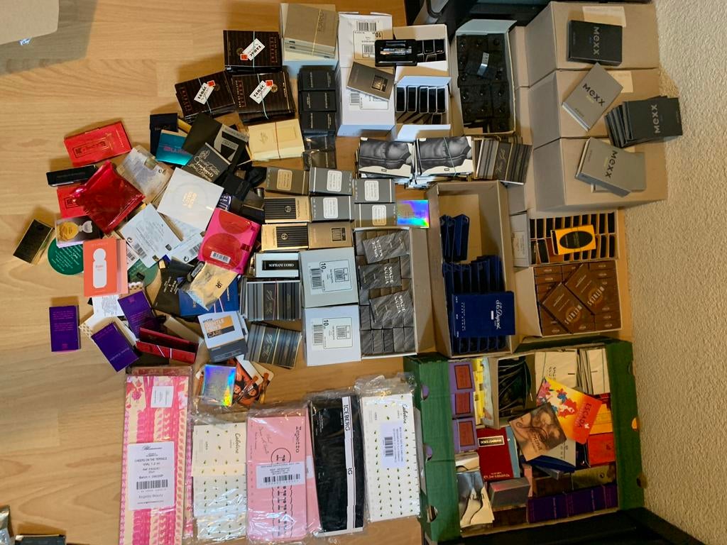 1000 stuks Vintage Parfum sample - nieuw Man-Vrouw, Verzamelen, Ophalen of Verzenden, Nieuw