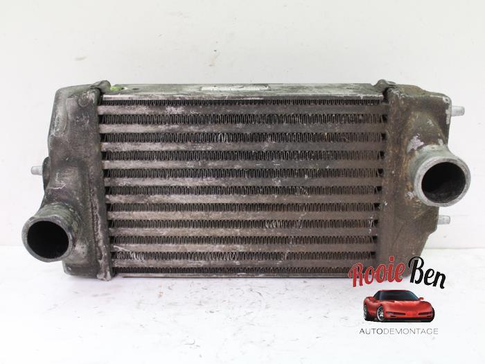 Intercooler van een Chrysler Voyager, Auto-onderdelen, Airco en Verwarming, Chrysler, Gebruikt, 3 maanden garantie, Ophalen of Verzenden