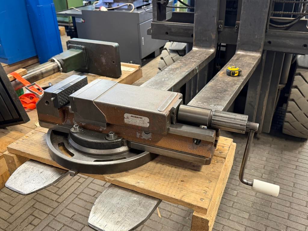 Allmatic Hydraulische machineklem Type 160