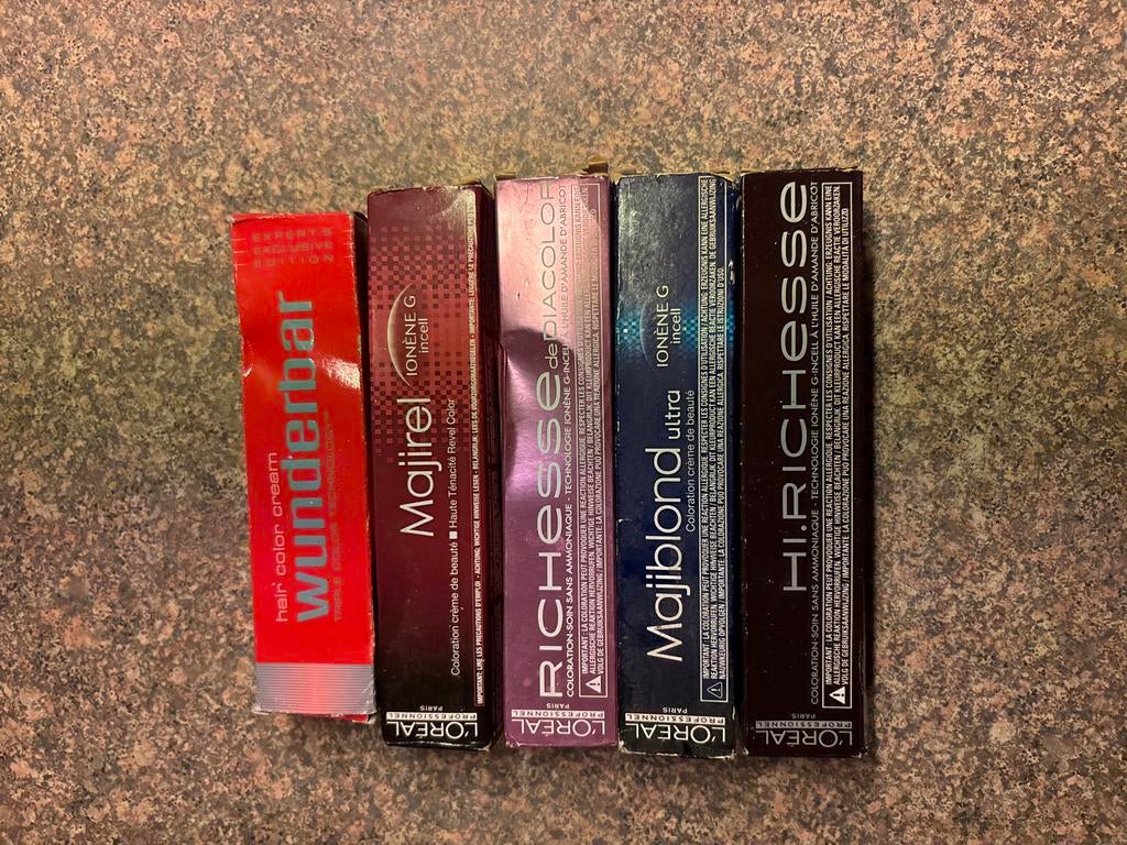Haarverf L'Oréal Professionnel - Nieuw in doos, Ophalen of Verzenden, Nieuw, Haarverzorger of -hersteller