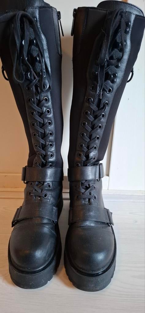 Killstar platform knielaarzen maat 40, Kleding | Dames, Hoge laarzen, Zwart, Ophalen of Verzenden, Zo goed als nieuw