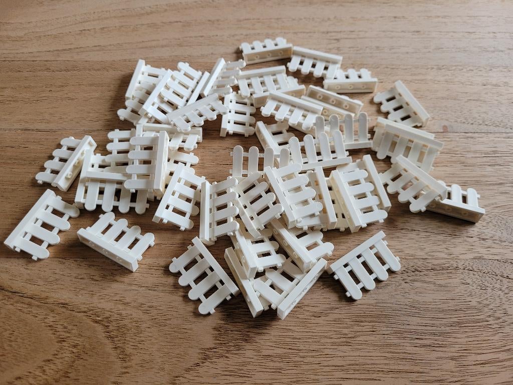Partij N792=50x Nieuwe witte Lego hekjes (Meerdere setjes)
