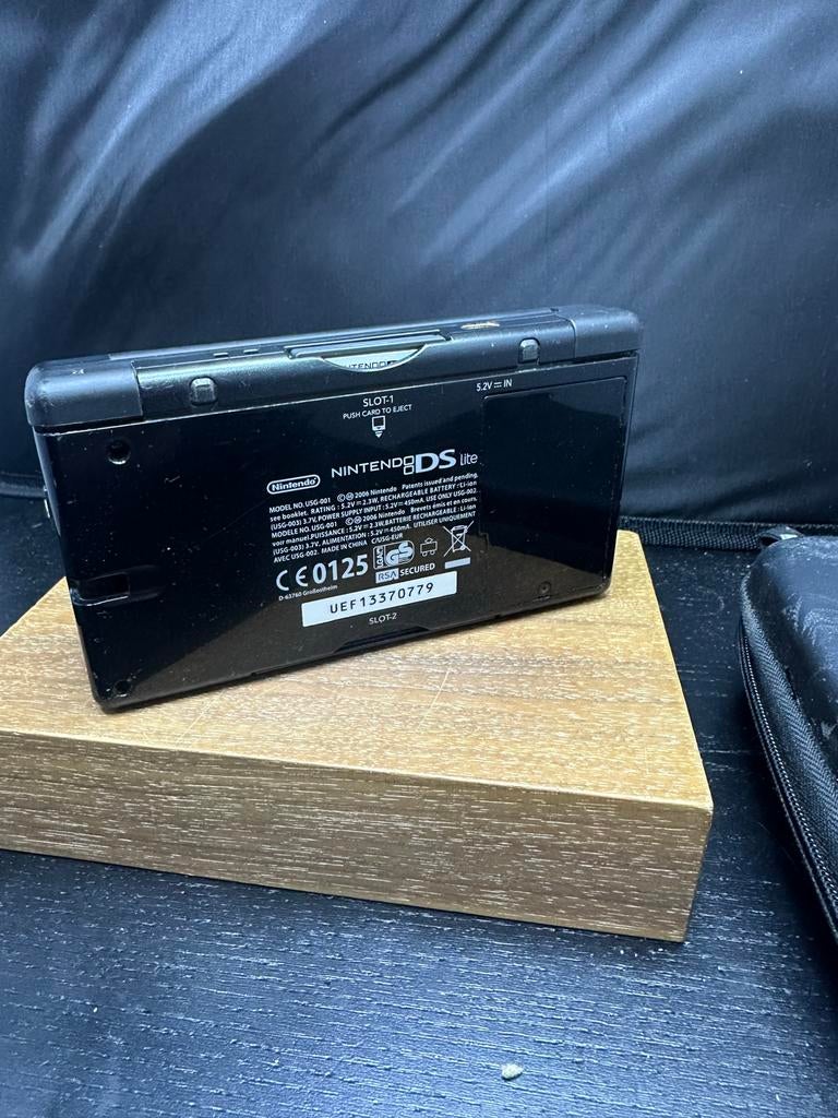 Nintendo DS Lite - Zwart, Gebruikt, G, A, Zwart