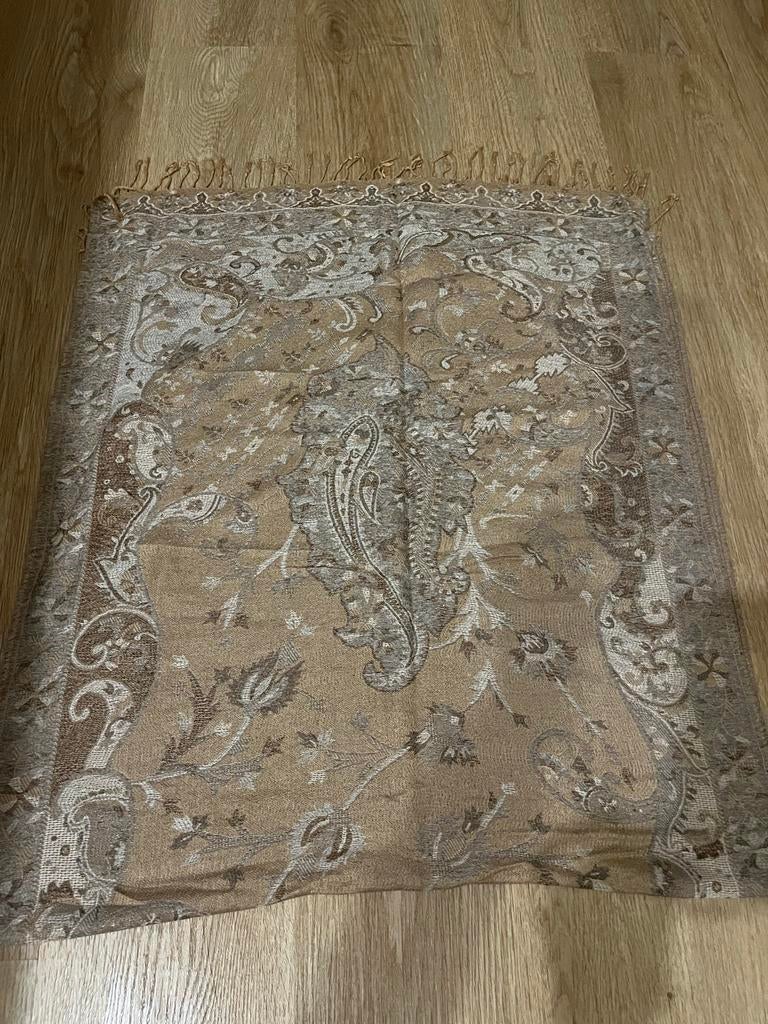 Nieuwe Pashmina Sjaal, Beige, Nieuw, 150 tot 200 cm, Rechthoekig