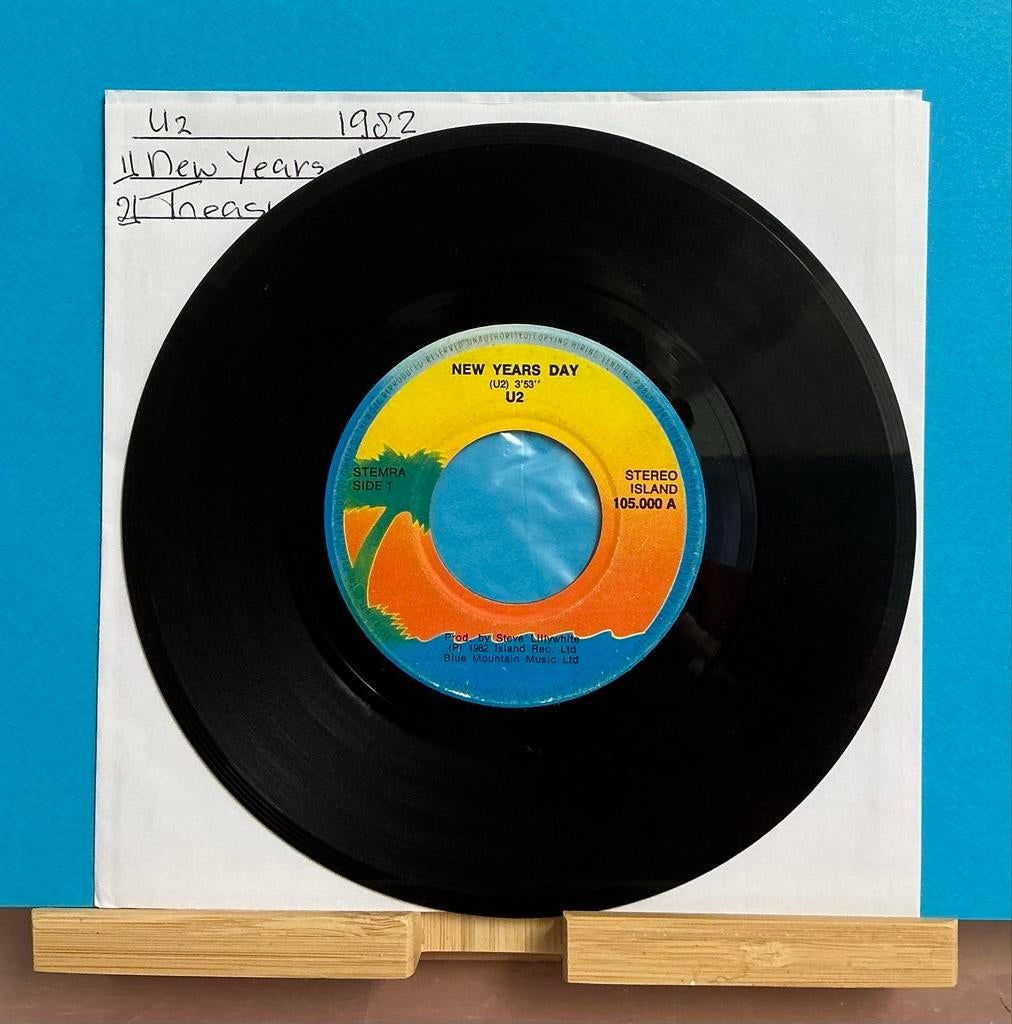 U2 - New Years Day - 7" Single uit 1982, Cd's en Dvd's, Vinyl Singles, 7 inch, Single, Ophalen of Verzenden, Zo goed als nieuw