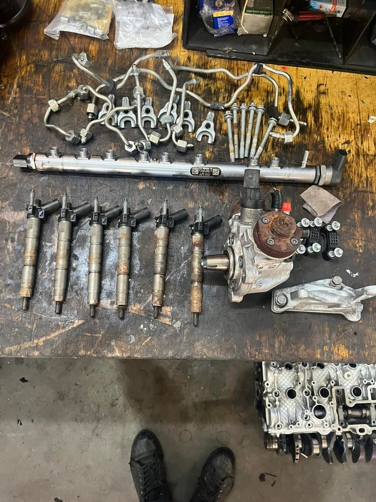 BMW N57 hogedrukpomp verstuiver rail  7800123 7805428, Auto-onderdelen, Ophalen of Verzenden, Nieuw, BMW